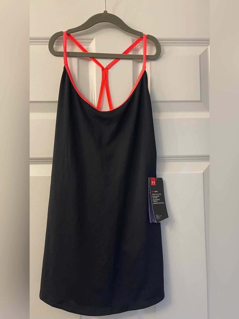 NWT Under Armour tank top - medium